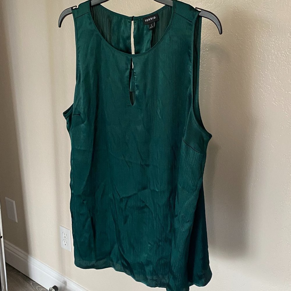 Torrid sleeveless blouse